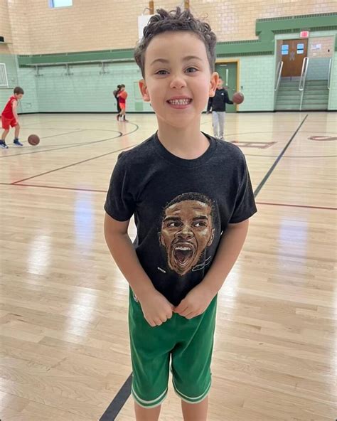Deuce tatum height - May 17, 2023 · Tatum parked, and he and Gladson got out of the car and crouched as they walked through the parking lot — not necessarily an effective strategy for a pair of 6-foot-8 basketball players. 